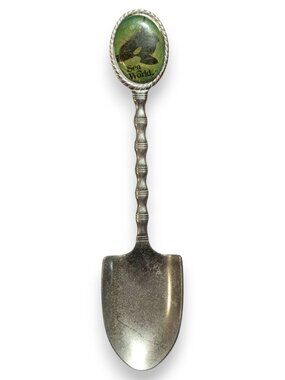 Vintage Retro Metal Silver Tone Sea World Orca Souvenir Spoon 4 1/2 Inch